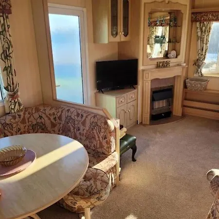 Caravan At Harbour House Moelfre Exterior photo