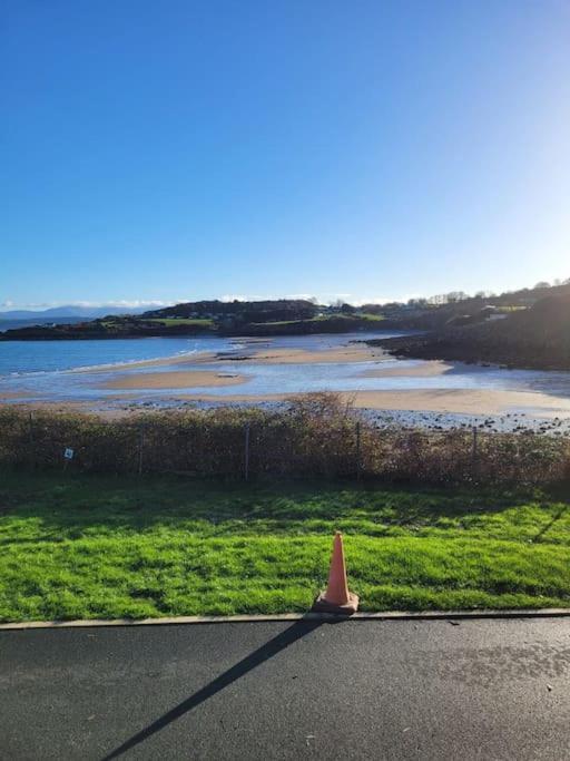 Caravan At Harbour House Apartment Moelfre